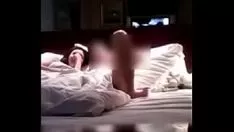 Reproducir La mujer casada de Emboss viaja a mi tablero de hotel