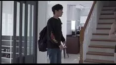 Riproduci La donna sposata di mio zio.mp4