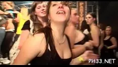 再生 ダブラーセックス政党動画ショービュー