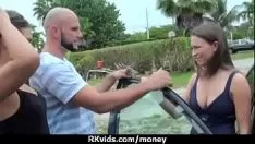 Reproducir Número real de sexo por dinero 29