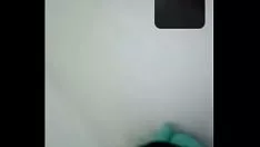 Play Video recording x&aacute accent;c minh