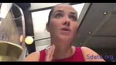 Odtwórz Boska Missy Joe Louise trwoni duże żądło