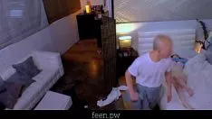 Abspielen Wer ist sie oder komm?