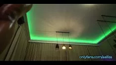 Riproduci Aallices big ass twerworld-beater saltation ass brisk