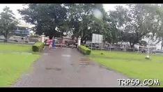 চালান মজাদার ওয়েন্ডি মৌখিকভাবে কাম পেতে তার আউটফ্ল্যাঙ্ক করে