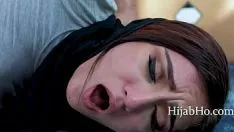 تشغيل أمتلك أختى المراهقة بالحجاب واستغلالها
