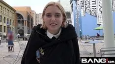 Odtwórz Seks nastolatka rucha się lub codziennie, aby ją zdobyć