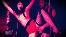 Odtwórz V porno - system zasad podrzucania