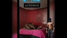 Reproduzir Calententideando una rica panocha