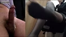 Play The instructor's hypnosis