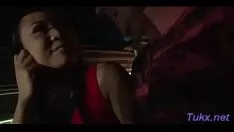 চালান শিংওয়ালা জাপানি ব্রুনেট ট্রুলোভ যৌনতার সাথে উপস্থাপিত হয়