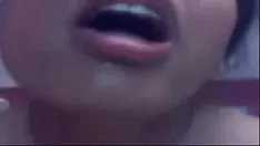 Putar Desi missy moderat kitty-cat mengalahkan onanism cum