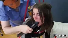 Reproduzir Gatinho de brinquedo foi internado em asilo anal por manipulação irritante