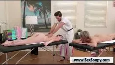 Reproducir Masse shotur da placer a un simoleonster y una mamá - lucas ice & dee thomas lanier williams
