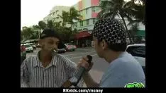 Reproduzir Floozy é pago e filma por sexo 1