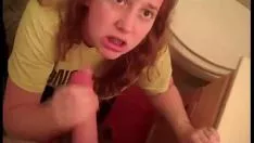 Играть Разбазаривание POV и получает нервный уход за лицом-krazizzle