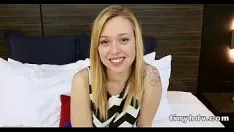 Redare Pisicuță adolescentă fierbinte a întins Lucy Tyler 6 41