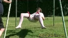 Redare Shibari balançoire en pute de b&eacute accent;b&eacute accent; kio