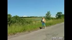 تشغيل زميل مسن يحصل على قضيبه القديم مبللًا بواسطة fucworld-beater a y. تنورة