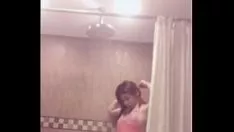 Oynat Profesyonel olmayan porno video çekimini serbest bırakın