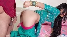 চালান প্রিয়া: জিজু আমি কনডম পছন্দ করি না, এটা ছাড়া আমাকে খারাপভাবে চোদো। পরিষ্কার হিন্দি অডিও সহ সম্পূর্ণ এইচডি ভিডিও