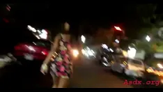 播放 精力充沛的日本女主角和悸动的丁克