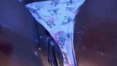 Oynat O Uzaktayken Karımın Dar Boşluğunu Sikiyor - Büyük Göt ve Cumshots ile Sıcak Irklar Arası Seks Partisi